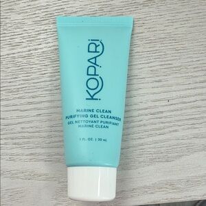 $5/$25 Beauty Bundle
Kopari Marine Clean Purifying Gel Cleanser